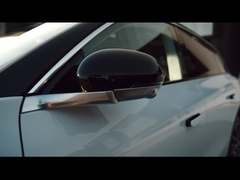 C01跳躍によっては4つのドア5が0.67H速い充満をつける電気自動車525-717KMが自動車に乗る