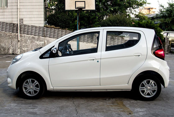 Changan Benben小型EVの車2019公式標準的な210-301km 5つのドア5つの座席