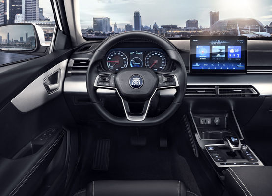 4つのドア5はBYD EV車のByd Qin Ev 400-450KMの快適な乗車をつける