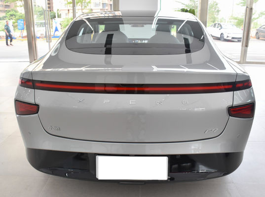 P7 2022年のXiaopengの電気自動車480-670KM中型の優れたIntelligentize