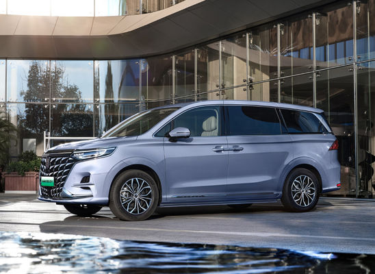 Roewe IMAX8 SAICモーター電気自動車550KM 5つのドア7座席中間の大型
