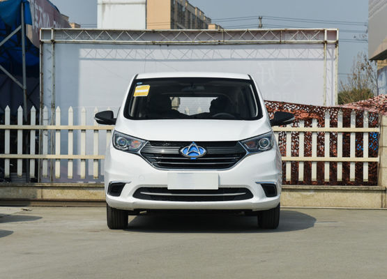 滑らかな運転MPVの電気自動車402KM Changan Auchan A600ev 5の座席