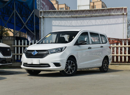 滑らかな運転MPVの電気自動車402KM Changan Auchan A600ev 5の座席