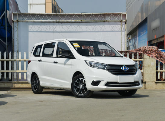 滑らかな運転MPVの電気自動車402KM Changan Auchan A600ev 5の座席
