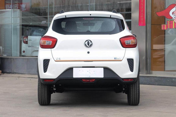 5つのドア4はDongfengモーター電気自動車330KM Dongfeng Fengshen Ex1をつける