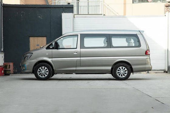 M5EV MPV Dongfengモーター電気自動車400KM 4つのドア5-9の座席