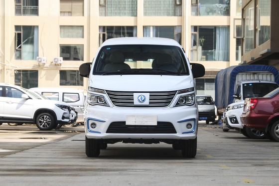 長い車4つのドアが付いている400KM Dongfeng M5ev Mpv Ev 5-9の座席ゴルフ練習場