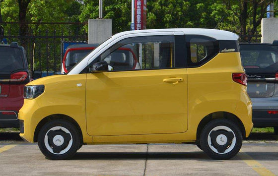 純粋な電気GM Wuling小型Ev 120-170KMの小型容易な公園