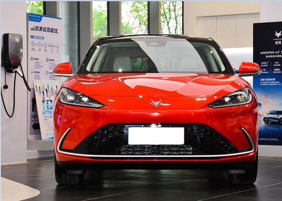 5ドア5の座席が付いているARCFOXアルファSのセダンの電気自動車525-708KM