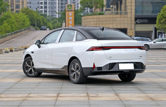 XiaoPeng P5 2022の450-550KM密集した電気自動車4つのドア5つの座席