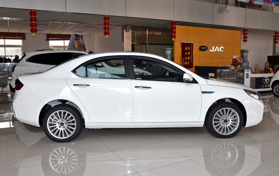 JAC IEVA50 Jianghuai 2020-2021の自動電気自動車350-402KM 4つのドア5つの座席