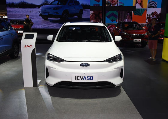 JAC IEVA50 Jianghuai 2020-2021の自動電気自動車350-402KM 4つのドア5つの座席