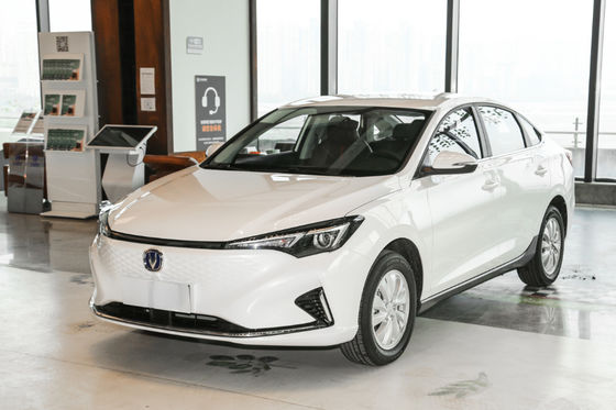 Changan Eado EV460のセダンの電気自動車2022の公式の標準365-405KM