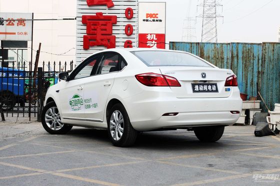 Changan Eado EV460のセダンの電気自動車2022の公式の標準365-405KM