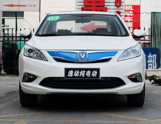 Changan Eado EV460のセダンの電気自動車2022の公式の標準365-405KM