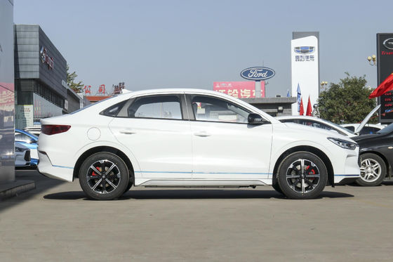 E3 Bydのセダンの電気自動車の公式の標準401KM 4つのドア5つの座席